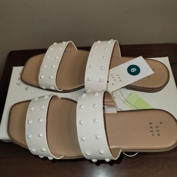 NWT A New Day Size 9 STELLA White Slide Sandals with Studded Straps - Picture 1 of 5